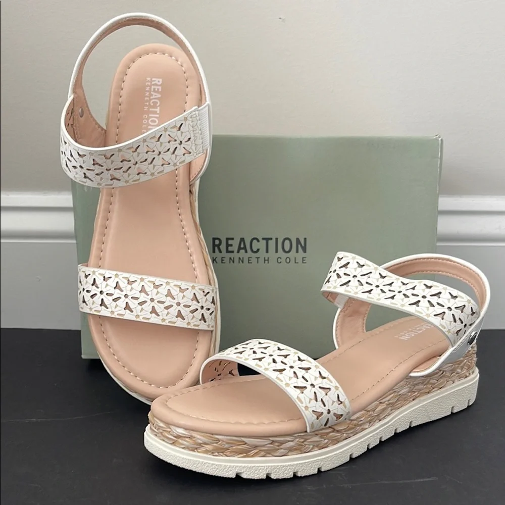 NWT Reaction Kenneth Cole Big Kids White Laser-Cut Slingback Platform Sandals 5